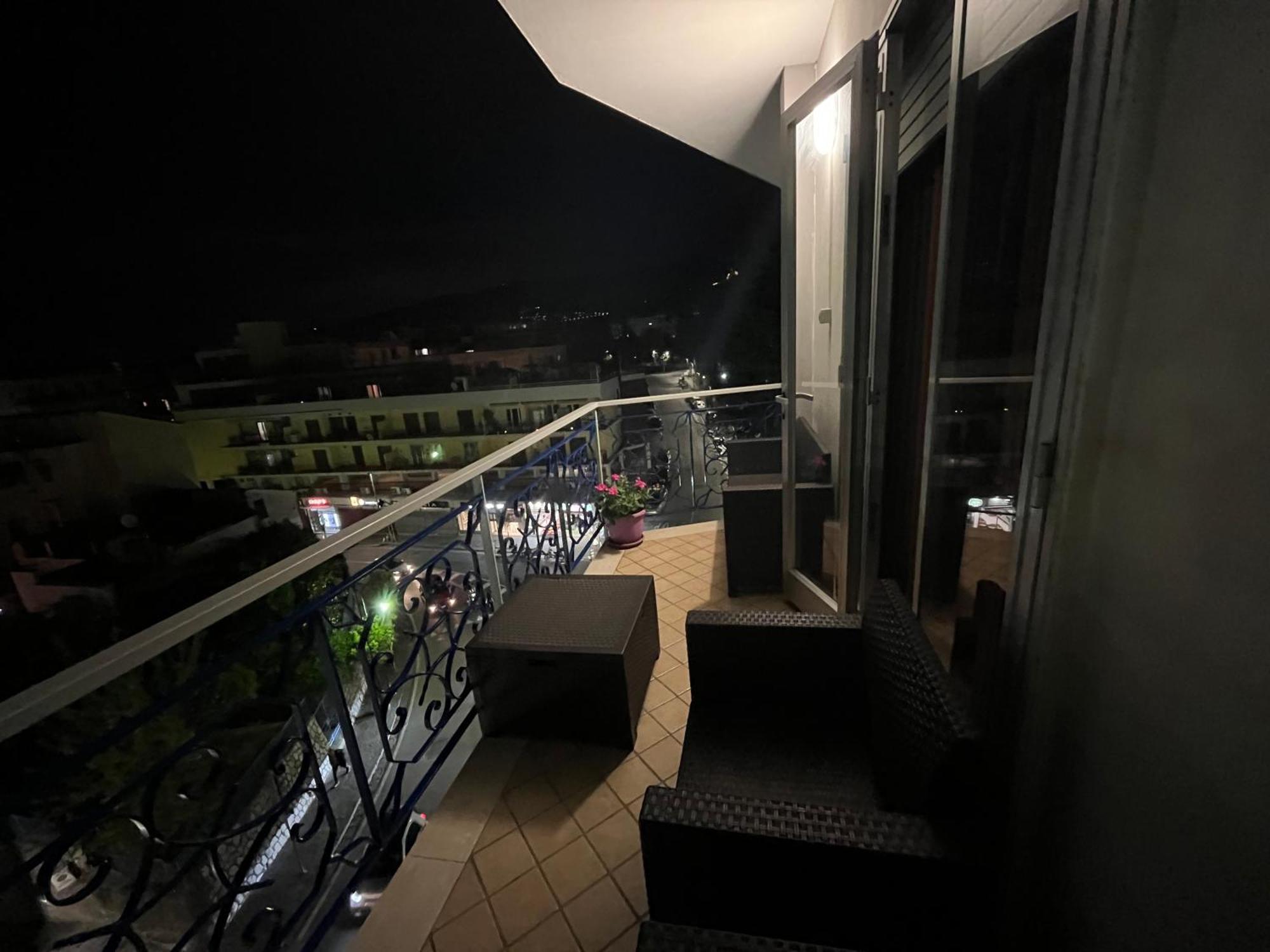 Appartamento The House Of Peppe&Luisa Sorrento Esterno foto